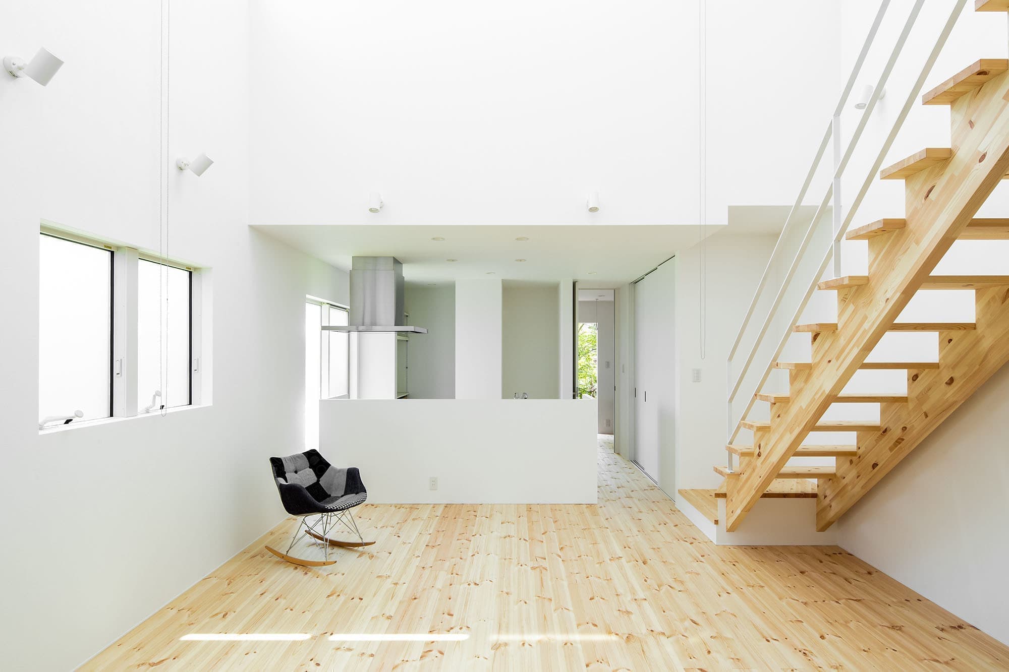 SIMPLE IS NOT SIMPLE. SIMPLE NOTE