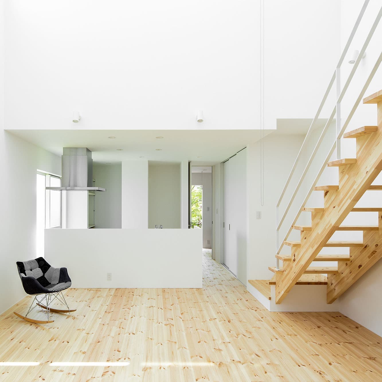 SIMPLE IS NOT SIMPLE. SIMPLE NOTE