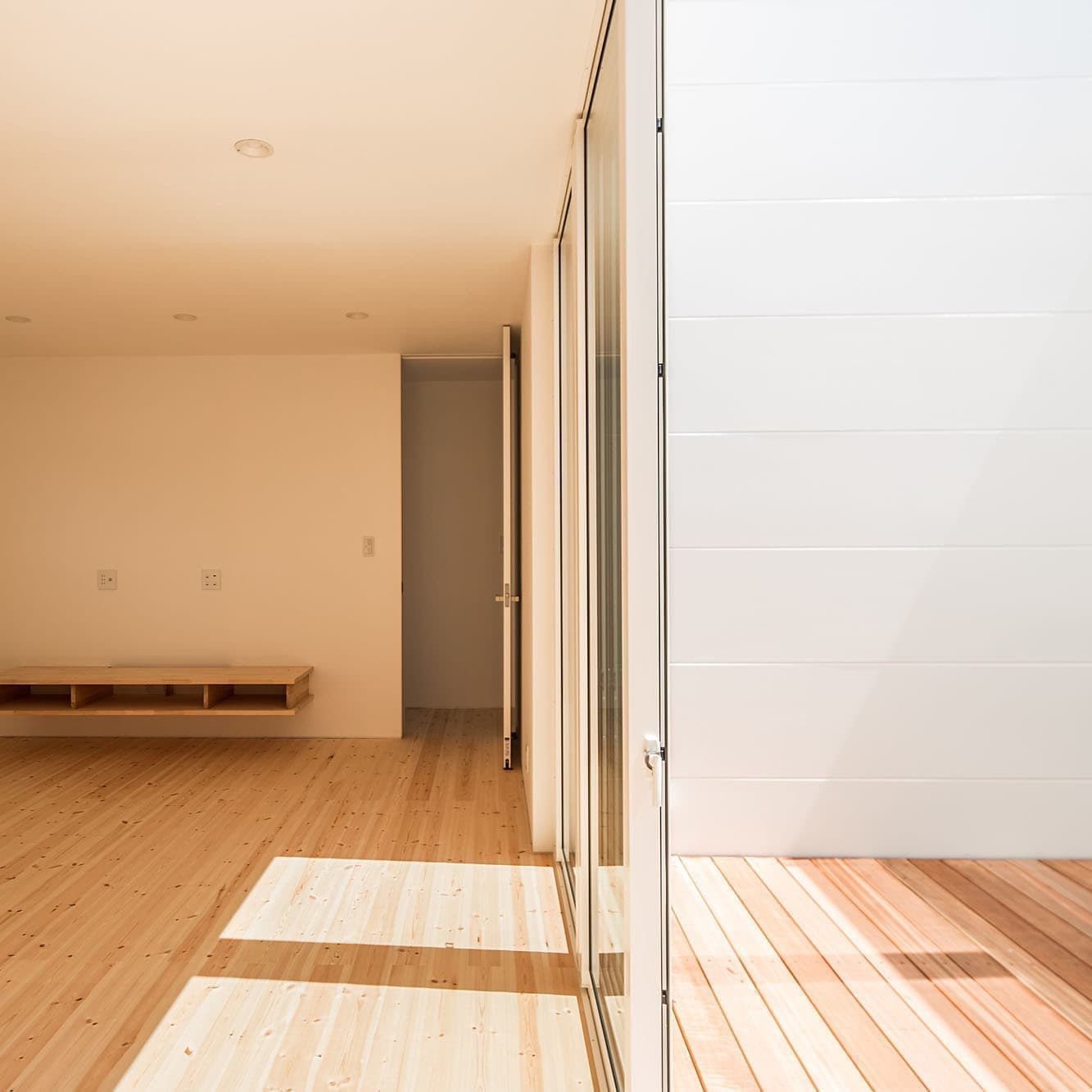 SIMPLE IS NOT SIMPLE. SIMPLE NOTE